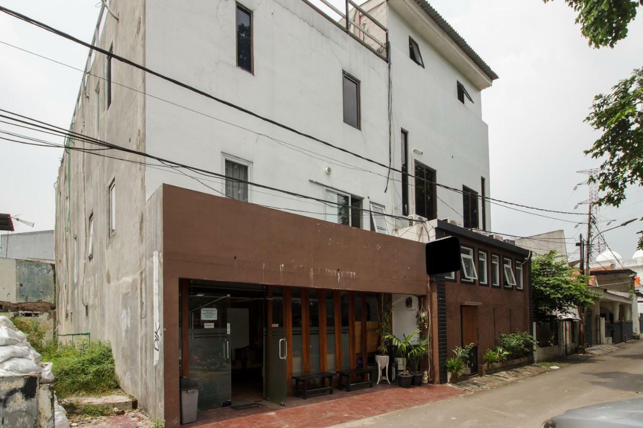 RedDoorz Syariah At Taman Bendungan Asahan Jakarta Luaran gambar